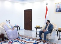 مباحثات يمنية - بحرينية ناقشت العلاقات الثنائية الأخوية التي تربط بين البلدين الشقيقين