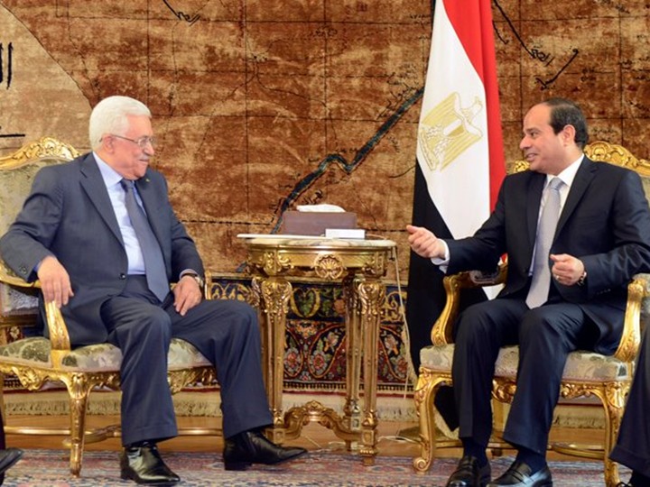 عباس إلى القاهرة الاثنين للقاء السيسي