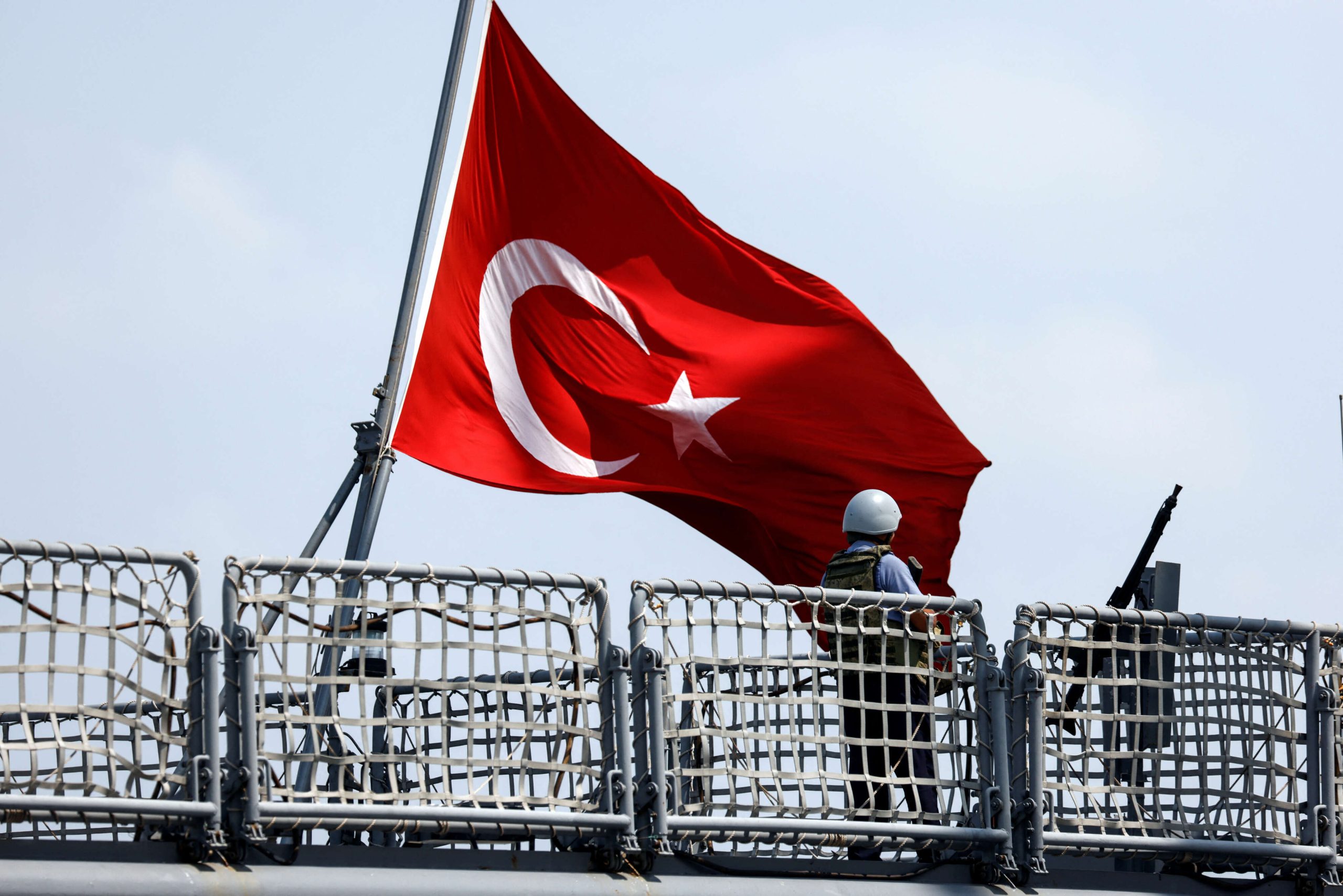 تركيا سترسل مزيداً من قواتها إلى قبرص رداً على “التسليح الأمريكي”