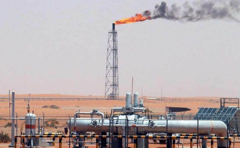 مليشيا الحوثي تهدد الشركات النفطية بالسعودية والإمارات وتطالبها بسرعة المغادرة