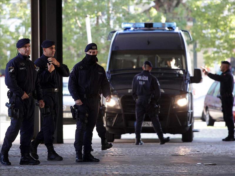 البرتغال.. القبض على 35 شخصًا بتهمة الاتجار بالبشر