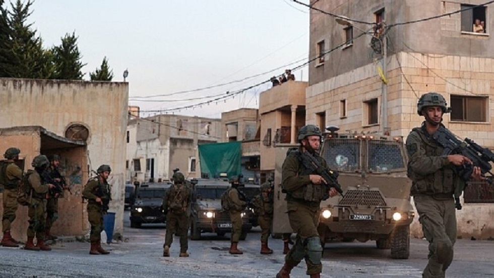 وسائل إعلام: صفارات الإنذار تدوي شمال القدس والجبهة الداخلية الإسرائيلية توجه طلبا للمستوطنين