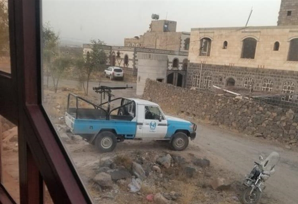 مليشيا الحوثي تشدد الحصار على منطقة الجاهلية في همدان وتستحدث نقاط جديدة