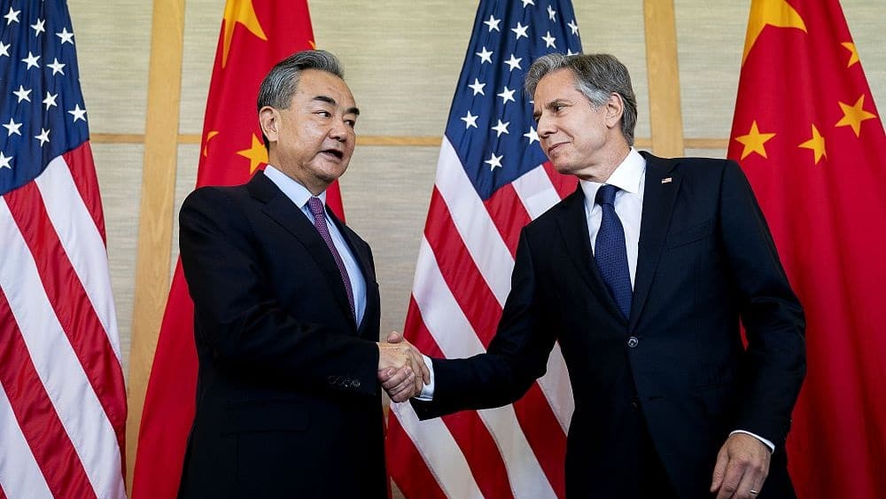 لأول مرة منذ حادثة المنطاد.. وزير الخارجية الأميركي يلتقي نظيره الصيني