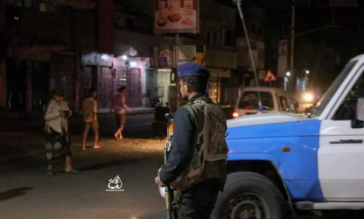 مقتل ثلاثة مسلحين وإصابة آخرين في اشتباكات بين قوات الأمن ومسلحين بتعز