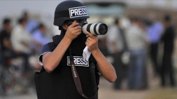تقرير حقوقي يرصد 56 حالة انتهاك طالت الصحفيين والنشطاء في اليمن خلال عشرين شهرا