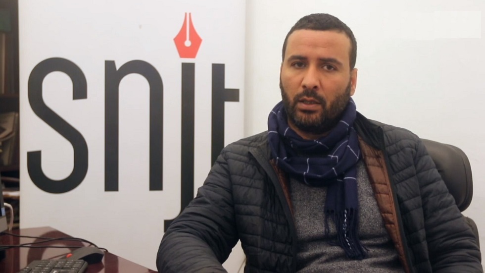 نقيب الصحفيين التونسيين يدعو سعيّد لسحب المرسوم 54 «وإيقاف العبث»