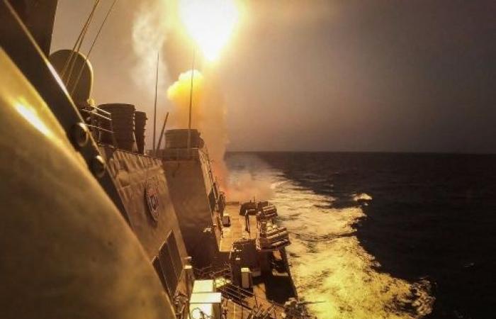 الجيش الأمريكي يعلن ضرب صاروخ كروز مضادا للسفن بمناطق الحوثيين