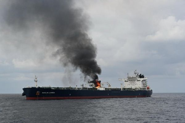 واشنطن: الهجمات الحوثية في البحر الأحمر تؤدي لزيادة كلفة الغذاء والوقود والدواء