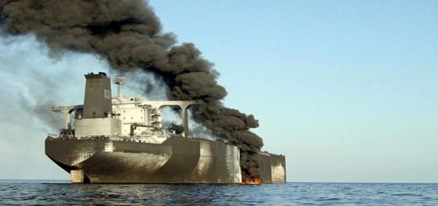 البحرية البريطانية: هجوم صاروخي استهدف سفينة على بعد 60 ميلا بحريا غرب الحديدة