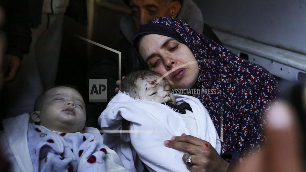 فلسطينية تفقد توأما في غارة جوية.. أنجبتهما بعد 10 سنوات من العقم