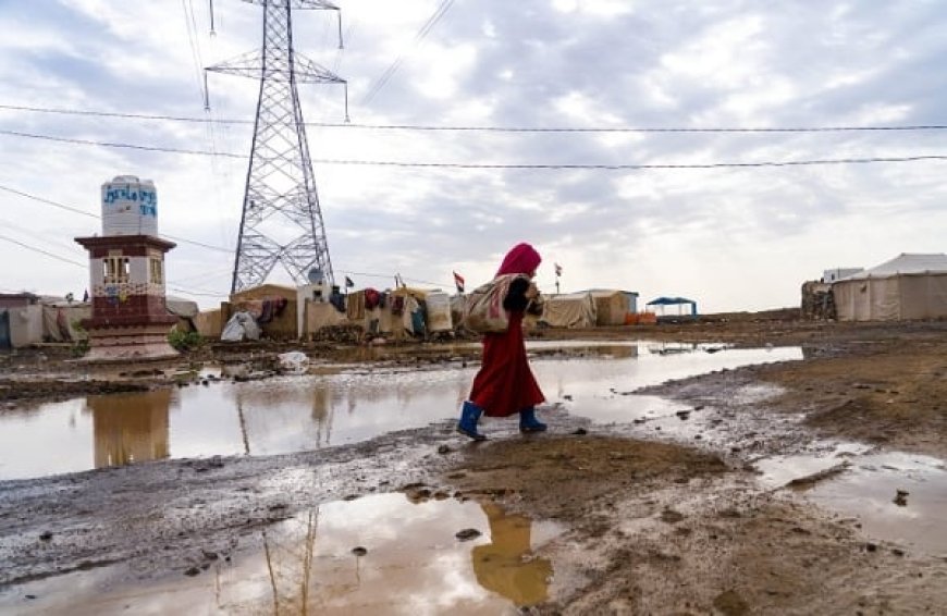 الأمطار والسيول تؤدي إلى تضرر 6500 أسرة في مخيمات النزوح بمأرب