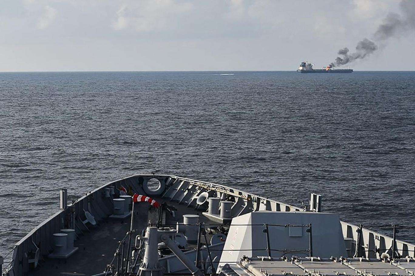 البحرية البريطانية: هجوم حوثي جديد على سفينة غرب المخا