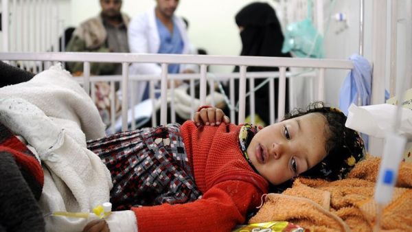 طفل يموت كل 13 دقيقة.. تحذير أممي من تفشي الأوبئة في اليمن