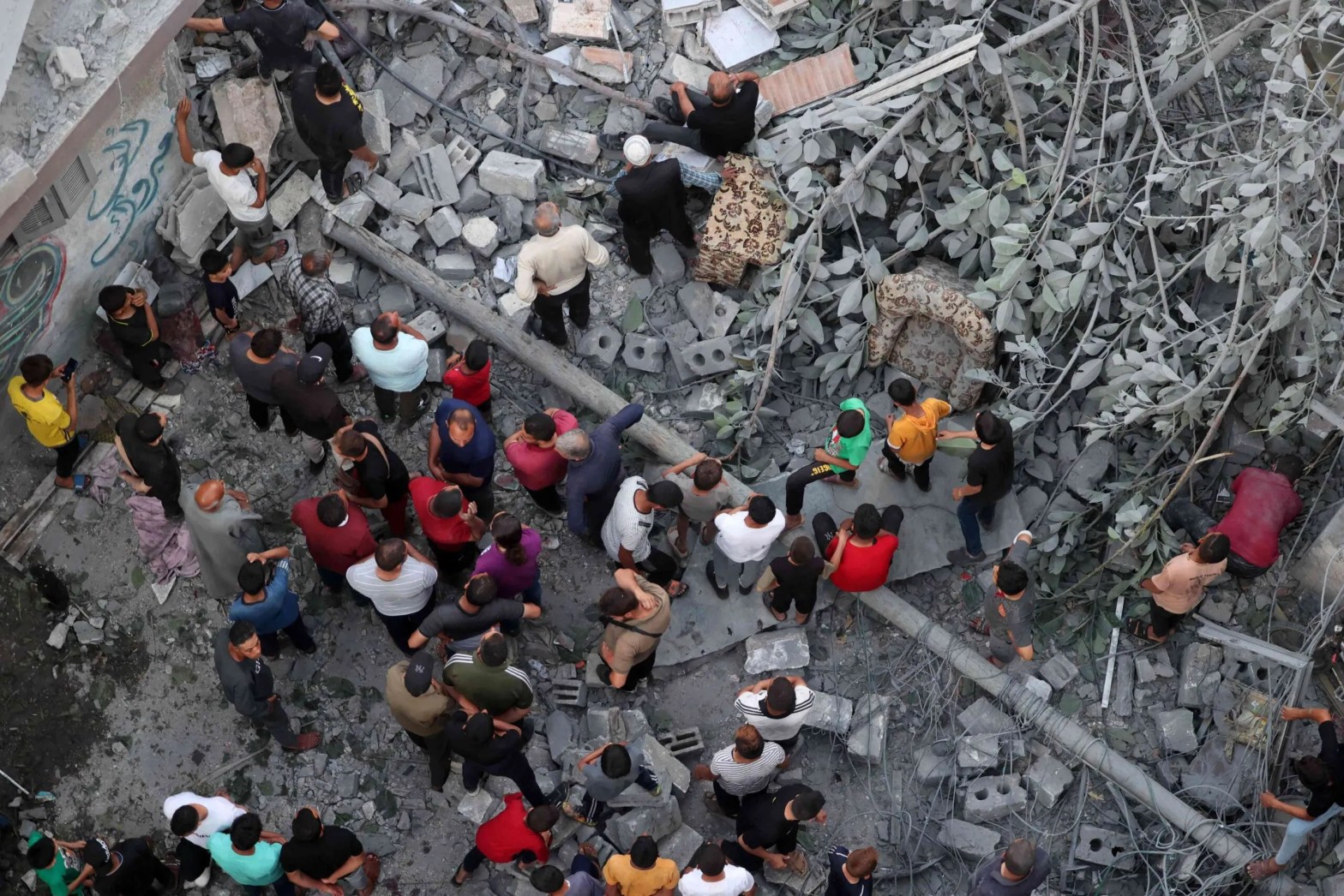  لليوم الـ233.. الاحتلال يواصل عدوانه على غزة ويرتكب مجزرة جديدة في رفح